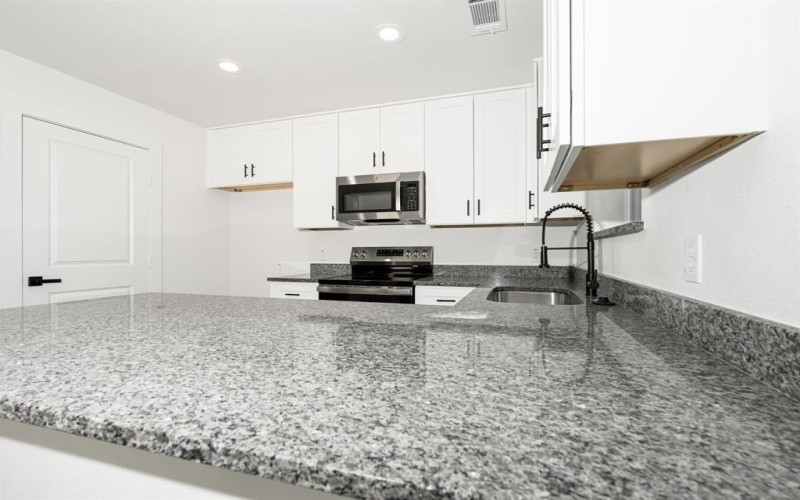 204 Robbins Street, Cleburne, TX 76031, 3 Habitaciones Habitaciones , ,2 BañosBaños,Residential,En Venta,204 Robbins Street,0,21074173