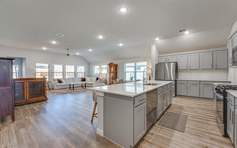 233 Little Bridge Drive, Lavon, TX 75166, 3 Habitaciones Habitaciones , ,2 BañosBaños,Residential,En Venta,233 Little Bridge Drive,0,21075561