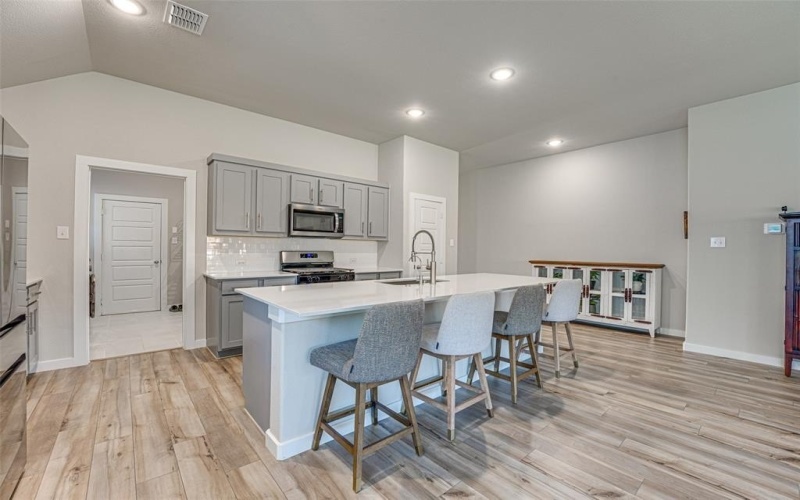233 Little Bridge Drive, Lavon, TX 75166, 3 Habitaciones Habitaciones , ,2 BañosBaños,Residential,En Venta,233 Little Bridge Drive,0,21075561