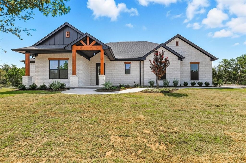 4996 Veal Station Road, Weatherford, TX 76085, 4 Bedrooms Bedrooms, ,2 BathroomsBathrooms,Residential,For Sale,4996 Veal Station Road,0,21075776