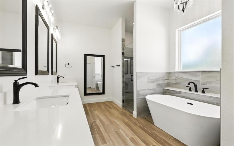 4996 Veal Station Road, Weatherford, TX 76085, 4 Bedrooms Bedrooms, ,2 BathroomsBathrooms,Residential,For Sale,4996 Veal Station Road,0,21075776