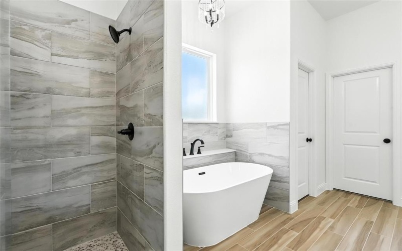 4996 Veal Station Road, Weatherford, TX 76085, 4 Bedrooms Bedrooms, ,2 BathroomsBathrooms,Residential,For Sale,4996 Veal Station Road,0,21075776