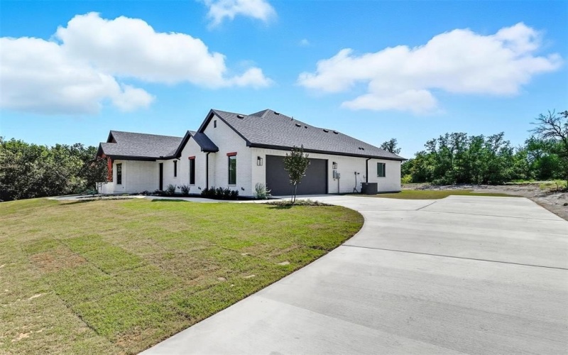 4996 Veal Station Road, Weatherford, TX 76085, 4 Bedrooms Bedrooms, ,2 BathroomsBathrooms,Residential,For Sale,4996 Veal Station Road,0,21075776