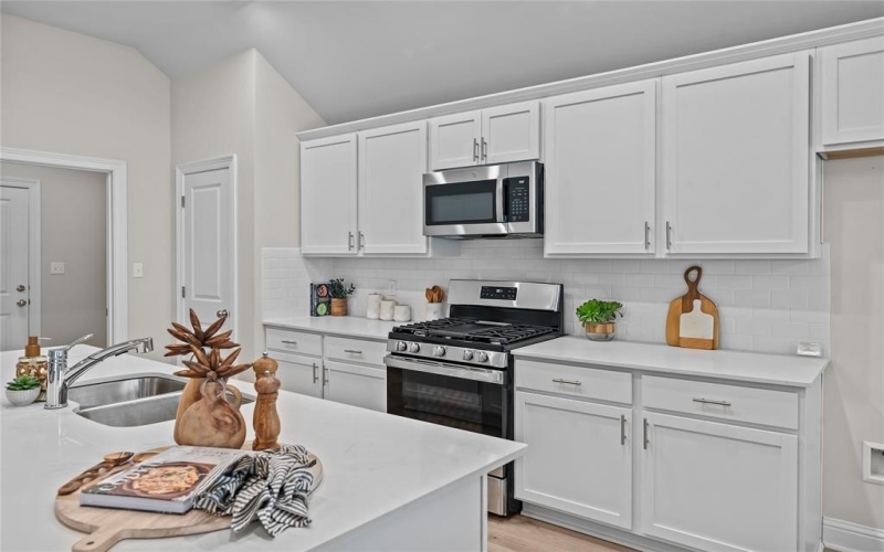 5614 Red Pine Street, Shreveport, LA 71129, 3 Bedrooms Bedrooms, ,2 BathroomsBathrooms,Residential,For Sale,5614 Red Pine Street,0,21075946