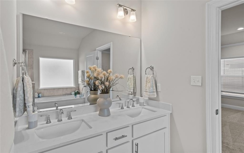 5614 Red Pine Street, Shreveport, LA 71129, 3 Bedrooms Bedrooms, ,2 BathroomsBathrooms,Residential,For Sale,5614 Red Pine Street,0,21075946