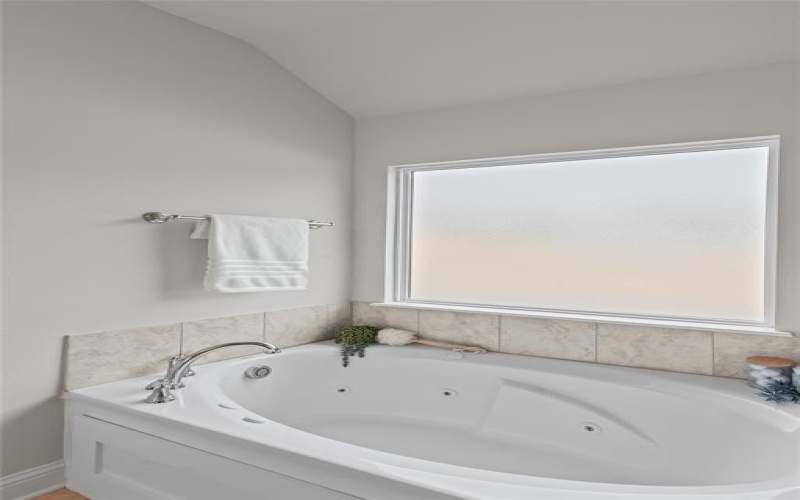 5614 Red Pine Street, Shreveport, LA 71129, 3 Bedrooms Bedrooms, ,2 BathroomsBathrooms,Residential,For Sale,5614 Red Pine Street,0,21075946