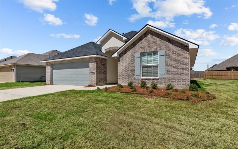 5614 Red Pine Street, Shreveport, LA 71129, 3 Bedrooms Bedrooms, ,2 BathroomsBathrooms,Residential,For Sale,5614 Red Pine Street,0,21075946