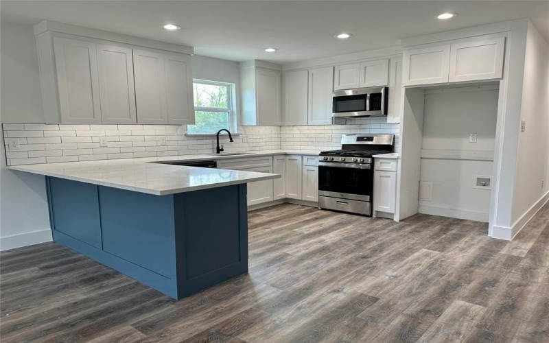 805 Sam Houston Street, Rockwall, TX 75087, 3 Bedrooms Bedrooms, ,2 BathroomsBathrooms,Residential,For Sale,805 Sam Houston Street,0,21075991