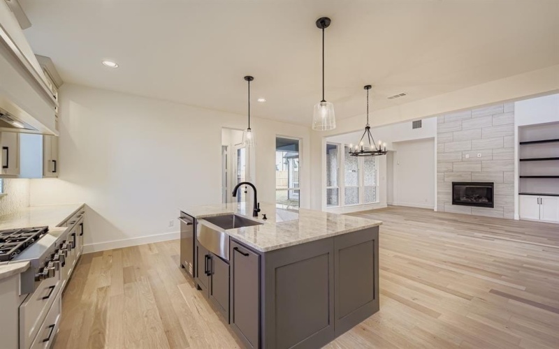 2700 Prestonshire Lane, Prosper, TX 75078, 4 Bedrooms Bedrooms, ,5 BathroomsBathrooms,Residential,For Sale,2700 Prestonshire Lane,0,21076003