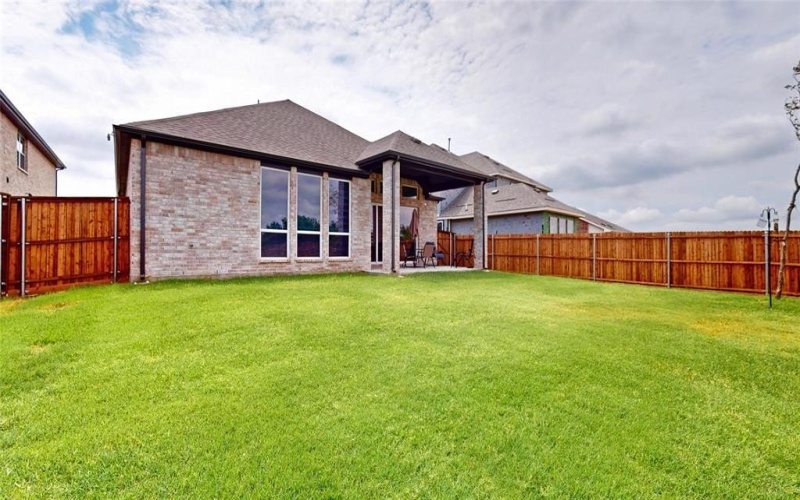 1716 Canals Drive, Little Elm, TX 75068, 4 Habitaciones Habitaciones , ,3 BañosBaños,Residential,En Venta,1716 Canals Drive,0,21076302