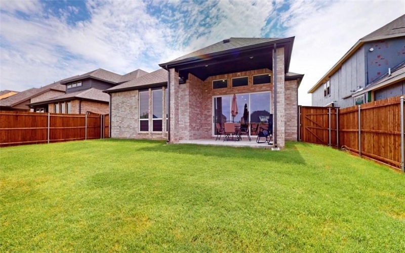 1716 Canals Drive, Little Elm, TX 75068, 4 Habitaciones Habitaciones , ,3 BañosBaños,Residential,En Venta,1716 Canals Drive,0,21076302