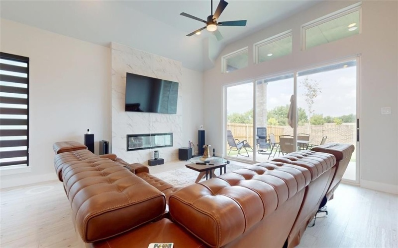 1716 Canals Drive, Little Elm, TX 75068, 4 Habitaciones Habitaciones , ,3 BañosBaños,Residential,En Venta,1716 Canals Drive,0,21076302