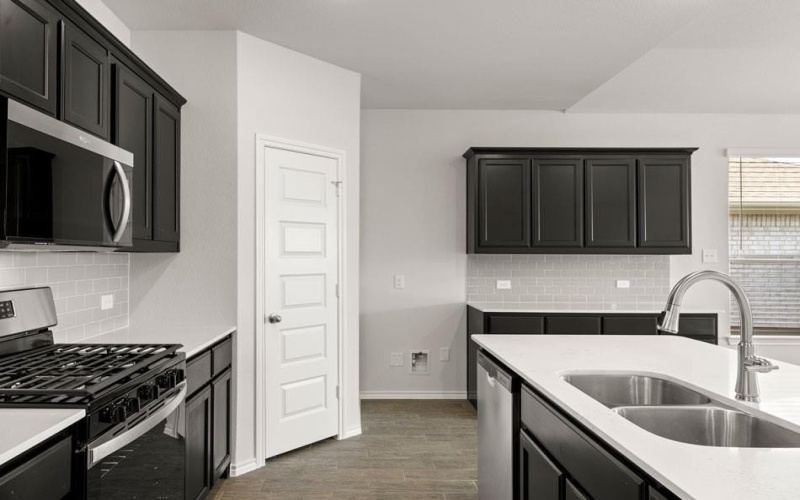 203 Bandit, Terrell, TX 75160, 4 Bedrooms Bedrooms, ,2 BathroomsBathrooms,Residential,For Sale,203 Bandit,0,21076339