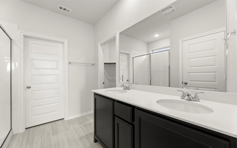 203 Bandit, Terrell, TX 75160, 4 Bedrooms Bedrooms, ,2 BathroomsBathrooms,Residential,For Sale,203 Bandit,0,21076339