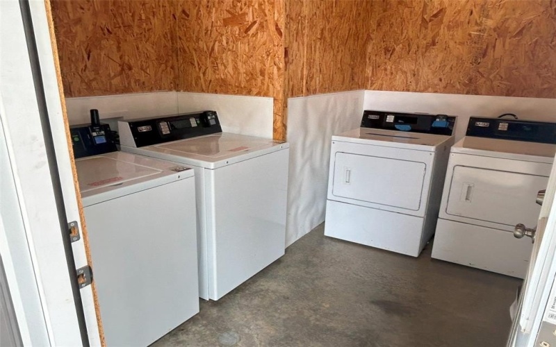 10471 HWY 24, Paris, TX 75462, ,Commercial Sale,For Sale,10471 HWY 24,0,21076619