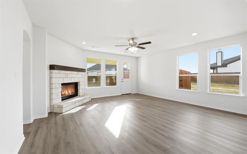 1240 Sabine River Lane, Springtown, TX 76082, 4 Bedrooms Bedrooms, ,2 BathroomsBathrooms,Residential,For Sale,1240 Sabine River Lane,0,21076636