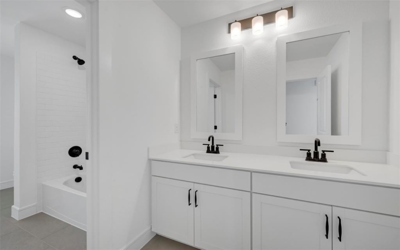 1014 Butterfly Lane, Justin, TX 76247, 5 Bedrooms Bedrooms, ,5 BathroomsBathrooms,Residential,For Sale,1014 Butterfly Lane,0,21076722