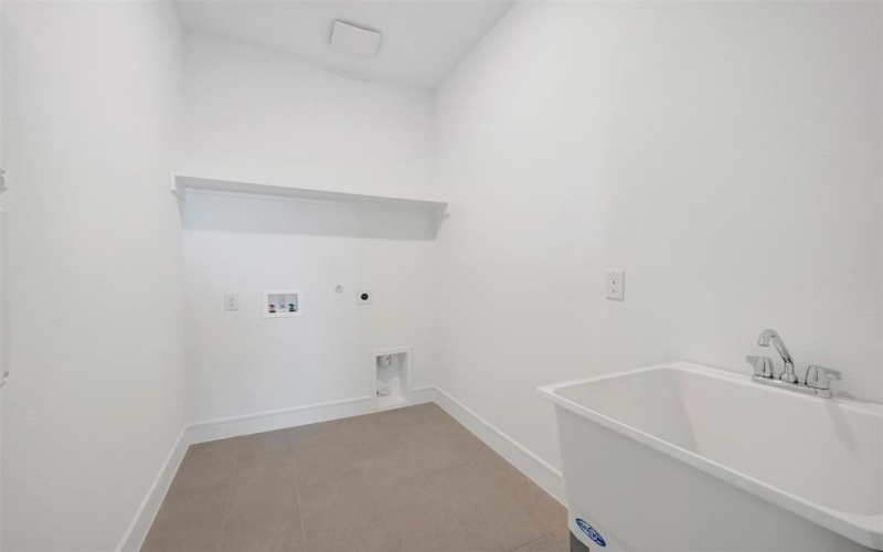 1014 Butterfly Lane, Justin, TX 76247, 5 Bedrooms Bedrooms, ,5 BathroomsBathrooms,Residential,For Sale,1014 Butterfly Lane,0,21076722