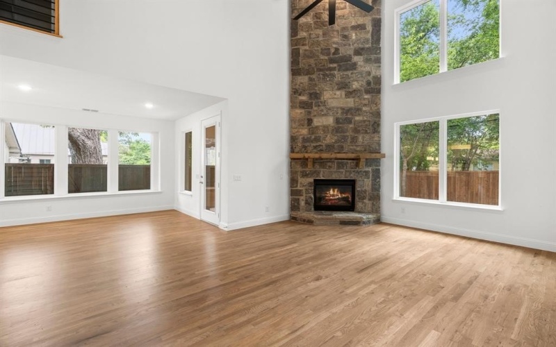 848 Northwood Road, Fort Worth, TX 76107, 4 Bedrooms Bedrooms, ,3 BathroomsBathrooms,Residential,For Sale,848 Northwood Road,0,21076723