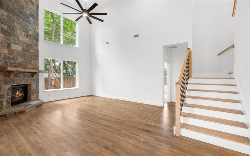 848 Northwood Road, Fort Worth, TX 76107, 4 Bedrooms Bedrooms, ,3 BathroomsBathrooms,Residential,For Sale,848 Northwood Road,0,21076723