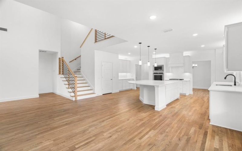 848 Northwood Road, Fort Worth, TX 76107, 4 Bedrooms Bedrooms, ,3 BathroomsBathrooms,Residential,For Sale,848 Northwood Road,0,21076723