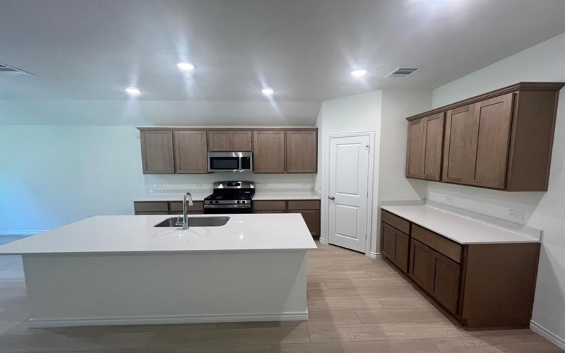 3812 Rose Hill Court, Denison, TX 75020, 4 Bedrooms Bedrooms, ,2 BathroomsBathrooms,Residential,For Sale,3812 Rose Hill Court,0,21076783