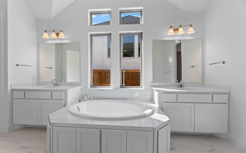 3117 Fisher Road, Rockwall, TX 75032, 4 Habitaciones Habitaciones , ,5 BañosBaños,Residential,En Venta,3117 Fisher Road,0,21076787