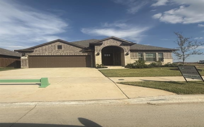 10345 W Lenten Rose Street, Fort Worth, TX 76036, 3 Bedrooms Bedrooms, ,2 BathroomsBathrooms,Residential,For Sale,10345 W Lenten Rose Street,0,21076809