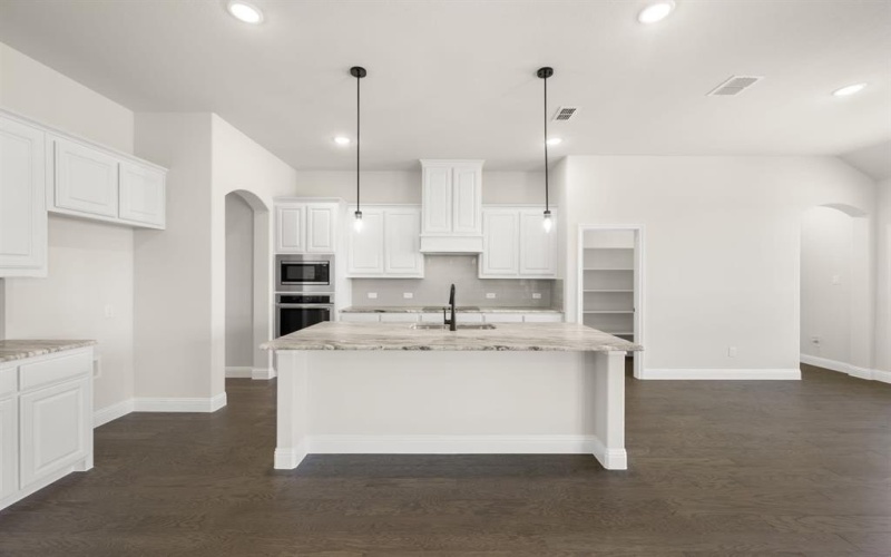 12980 Little Wolf Drive, Godley, TX 76044, 4 Habitaciones Habitaciones , ,3 BañosBaños,Residential,En Venta,12980 Little Wolf Drive,0,21076816