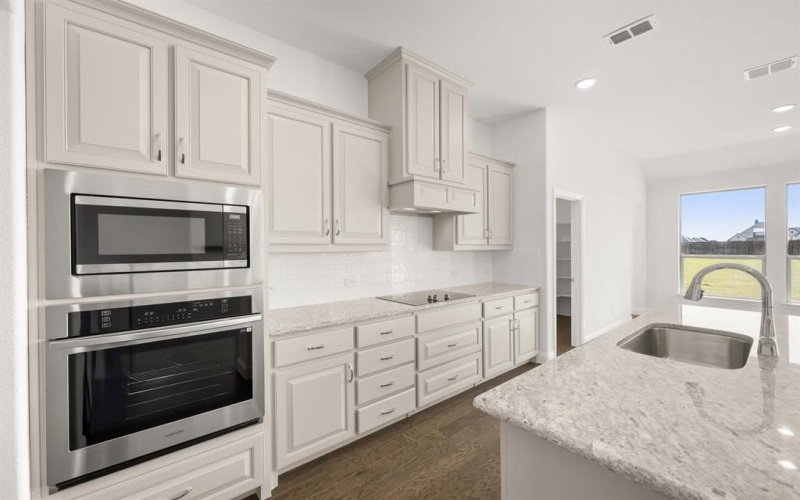 109 Grey Wolf Court, Godley, TX 76044, 4 Bedrooms Bedrooms, ,3 BathroomsBathrooms,Residential,For Sale,109 Grey Wolf Court,0,21076838