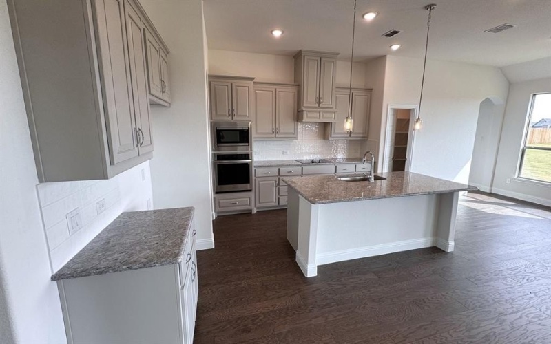 109 Grey Wolf Court, Godley, TX 76044, 4 Bedrooms Bedrooms, ,3 BathroomsBathrooms,Residential,For Sale,109 Grey Wolf Court,0,21076838