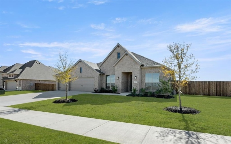 109 Grey Wolf Court, Godley, TX 76044, 4 Bedrooms Bedrooms, ,3 BathroomsBathrooms,Residential,For Sale,109 Grey Wolf Court,0,21076838