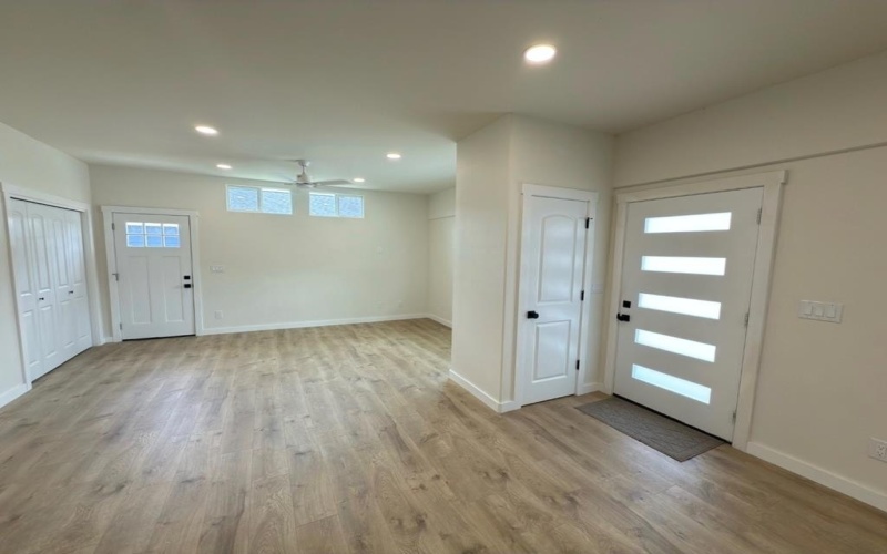 18 Poolside Loop, ROCKPORT, TX 78382, 2 Bedrooms Bedrooms, ,2 BathroomsBathrooms,Residential,For Sale,18 Poolside Loop,0,148886