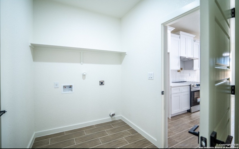 15125 norvell, Lytle, TX 78052, 4 Habitaciones Habitaciones , ,2 BañosBaños,Residential,En Venta,15125 norvell,0,1912331