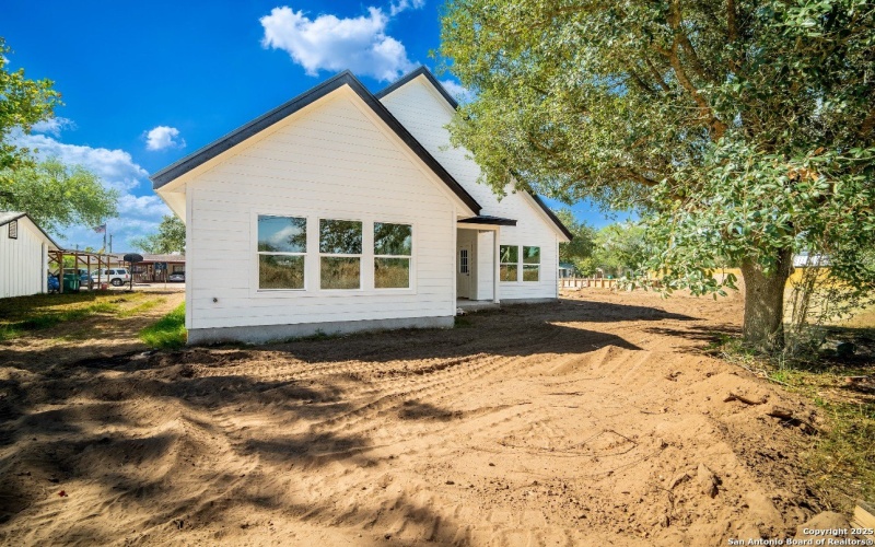 15125 norvell, Lytle, TX 78052, 4 Habitaciones Habitaciones , ,2 BañosBaños,Residential,En Venta,15125 norvell,0,1912331