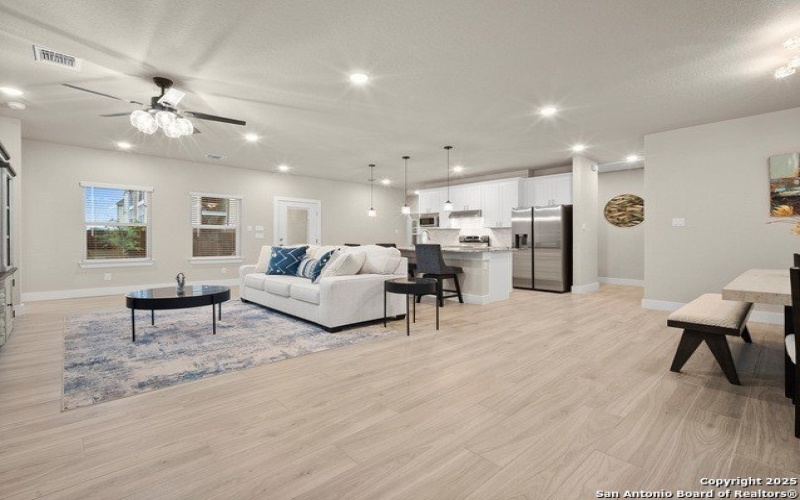 5338 Howard St, San Antonio, TX 78212, 4 Bedrooms Bedrooms, ,3 BathroomsBathrooms,Residential,For Sale,5338 Howard St,0,1912351
