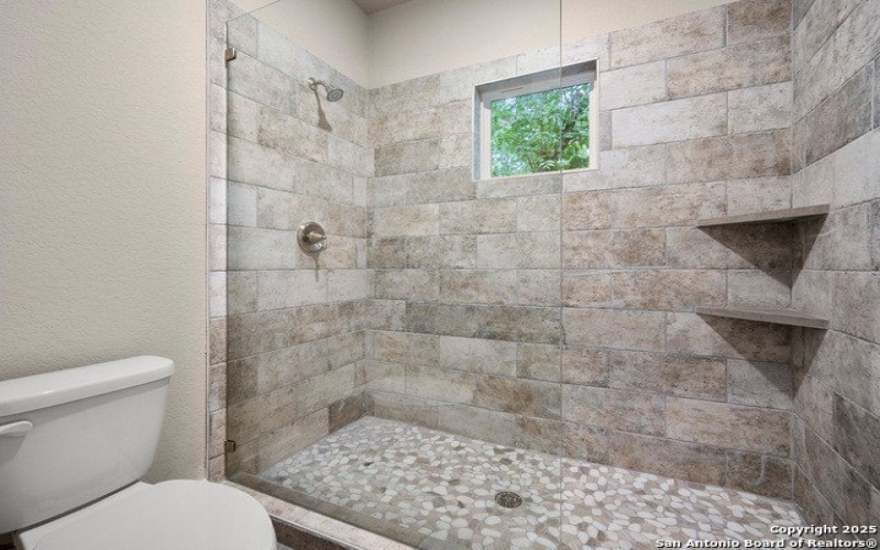 5338 Howard St, San Antonio, TX 78212, 4 Bedrooms Bedrooms, ,3 BathroomsBathrooms,Residential,For Sale,5338 Howard St,0,1912351