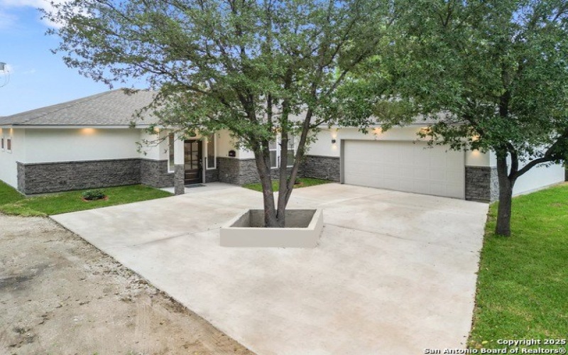 5338 Howard St, San Antonio, TX 78212, 4 Bedrooms Bedrooms, ,3 BathroomsBathrooms,Residential,For Sale,5338 Howard St,0,1912351