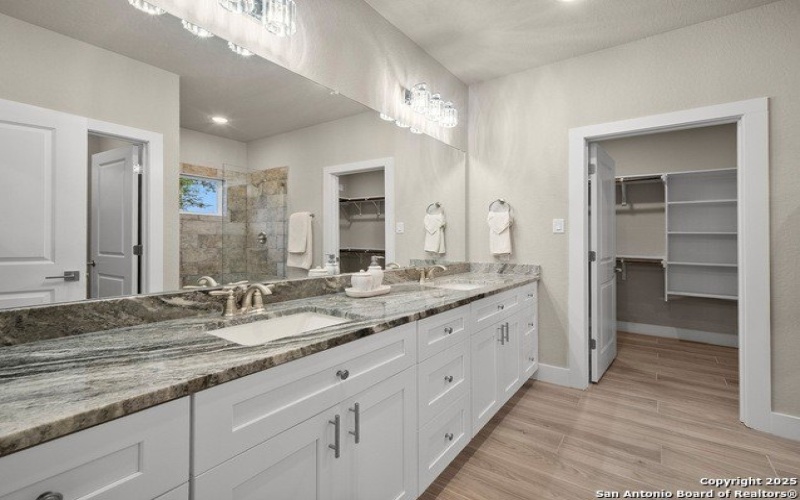 5338 Howard St, San Antonio, TX 78212, 4 Bedrooms Bedrooms, ,3 BathroomsBathrooms,Residential,For Sale,5338 Howard St,0,1912351