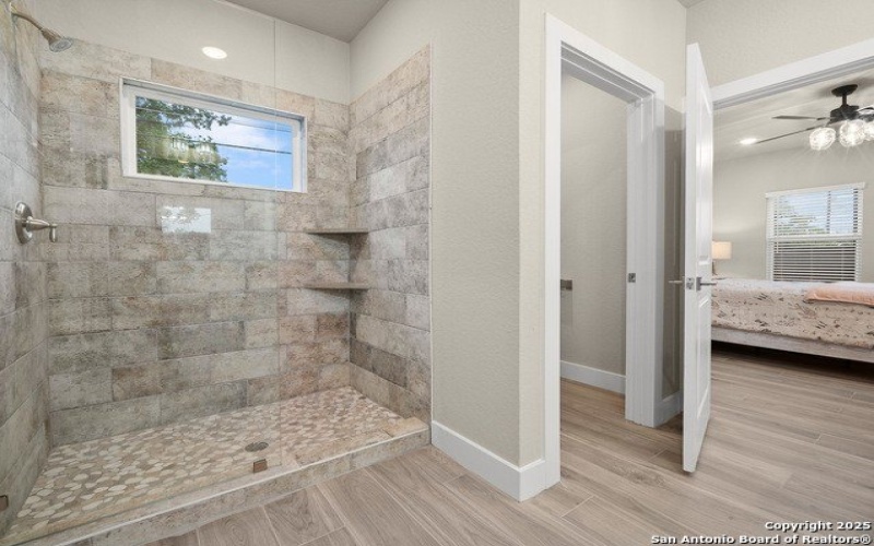 5338 Howard St, San Antonio, TX 78212, 4 Bedrooms Bedrooms, ,3 BathroomsBathrooms,Residential,For Sale,5338 Howard St,0,1912351