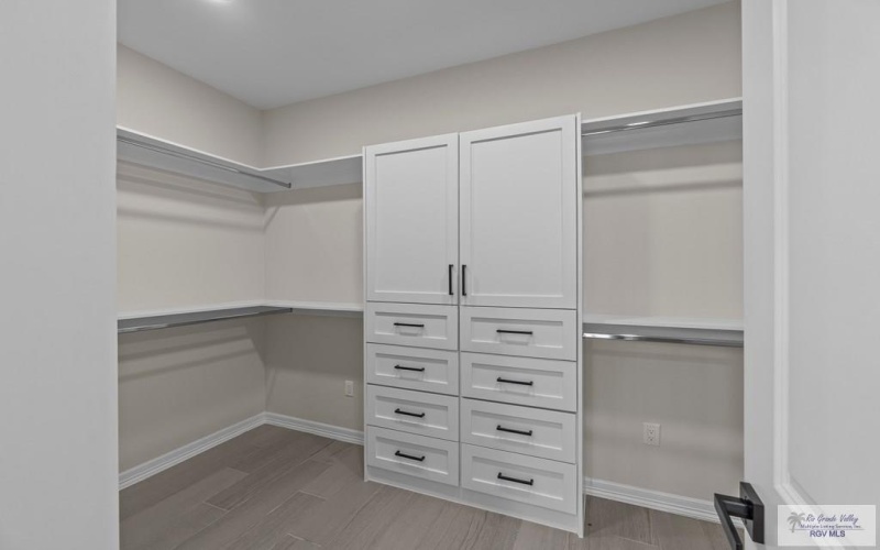 6168 MACKENNA DR, BROWNSVILLE, TX 78526, 4 Bedrooms Bedrooms, ,3 BathroomsBathrooms,Residential,For Sale,6168 MACKENNA DR,0,29768978