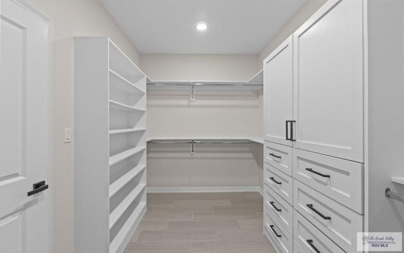 6168 MACKENNA DR, BROWNSVILLE, TX 78526, 4 Bedrooms Bedrooms, ,3 BathroomsBathrooms,Residential,For Sale,6168 MACKENNA DR,0,29768978