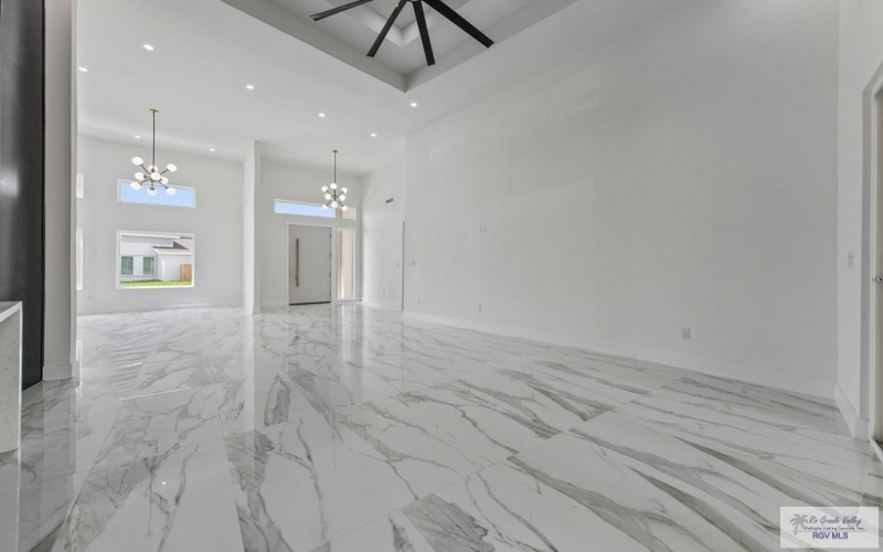 5513 MICA ST, BROWNSVILLE, TX 78526, 4 Habitaciones Habitaciones , ,3 BañosBaños,Residential,En Venta,5513 MICA ST,0,29769008