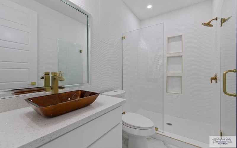 5513 MICA ST, BROWNSVILLE, TX 78526, 4 Habitaciones Habitaciones , ,3 BañosBaños,Residential,En Venta,5513 MICA ST,0,29769008