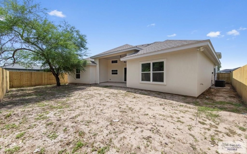 5513 MICA ST, BROWNSVILLE, TX 78526, 4 Habitaciones Habitaciones , ,3 BañosBaños,Residential,En Venta,5513 MICA ST,0,29769008