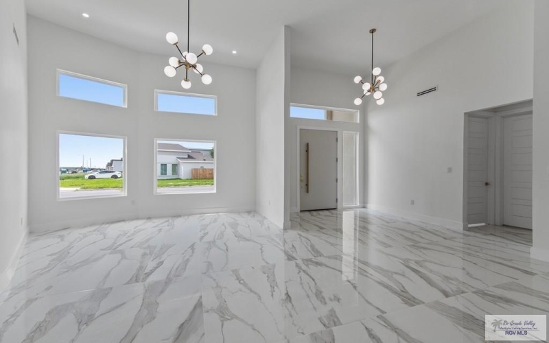 5513 MICA ST, BROWNSVILLE, TX 78526, 4 Habitaciones Habitaciones , ,3 BañosBaños,Residential,En Venta,5513 MICA ST,0,29769008