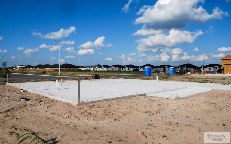 1401 DAYTONA BEACH CT, BROWNSVILLE, TX 78521, 4 Bedrooms Bedrooms, ,2 BathroomsBathrooms,Residential,For Sale,1401 DAYTONA BEACH CT,0,29769015