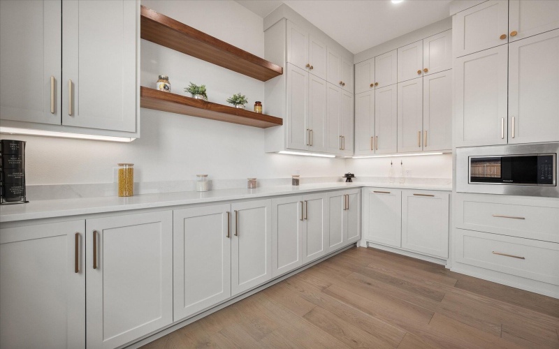 4616 143rd Street, Lubbock, TX 79423, 4 Habitaciones Habitaciones , ,5 BañosBaños,Residential,En Venta,4616 143rd Street,0,202561369