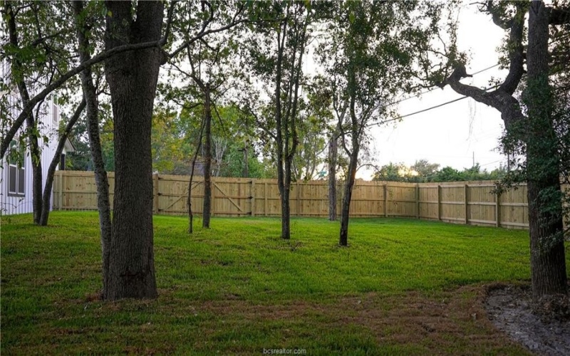 1618 Robeson, Bryan, TX 77803, 4 Bedrooms Bedrooms, ,3 BathroomsBathrooms,Residential,For Sale,1618 Robeson,0,25010311