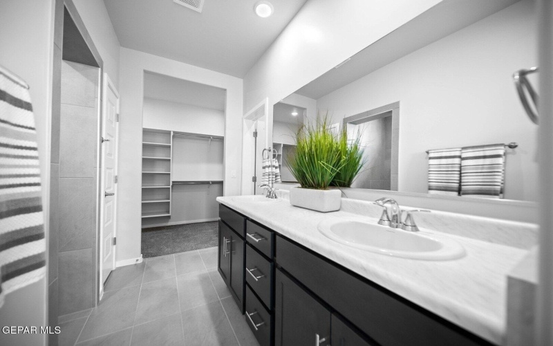 1232 Texas Summer Place, El Paso, TX 79928, 3 Bedrooms Bedrooms, ,2 BathroomsBathrooms,Residential,For Sale,1232 Texas Summer Place,0,931393